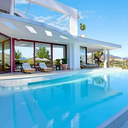 7 Bedrooms With Sea View Private Pool And Jacuzzi At 3 Km Away From The Beach Villa