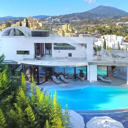 7 Bedrooms With Sea View Private Pool And Jacuzzi At 3 Km Away From The Beach Villa