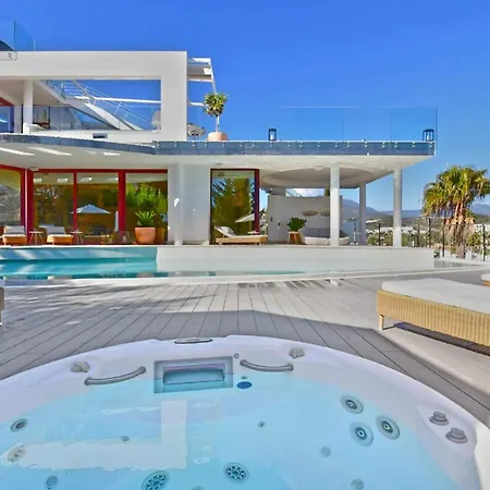 Villa 7 Bedrooms With Sea View Private Pool And Jacuzzi At 3 Km Away From The Beach *